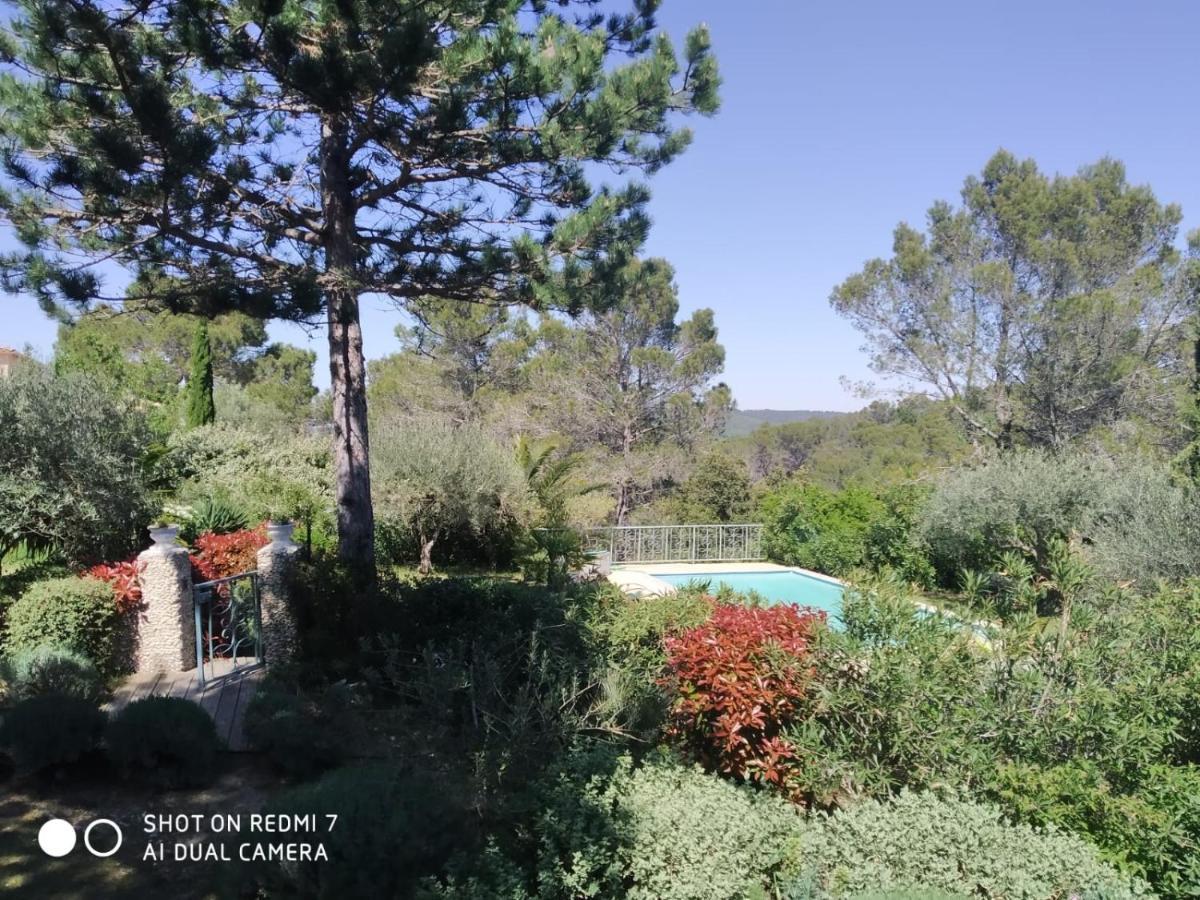 Saint-Siffret Proche Uzes Petit Gite Avec Grande Cuisine D'Ete Et Piscine מראה חיצוני תמונה