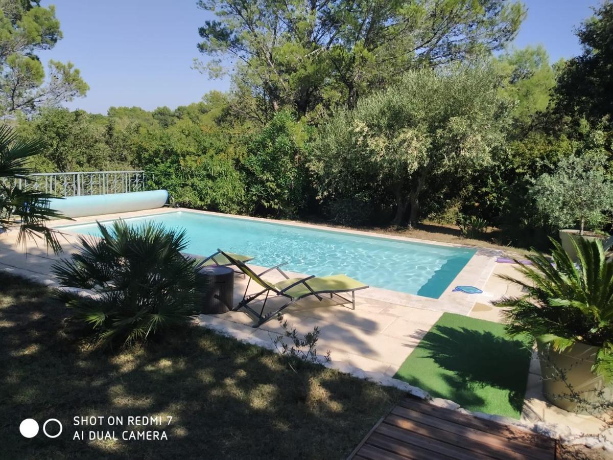 Saint-Siffret Proche Uzes Petit Gite Avec Grande Cuisine D'Ete Et Piscine מראה חיצוני תמונה